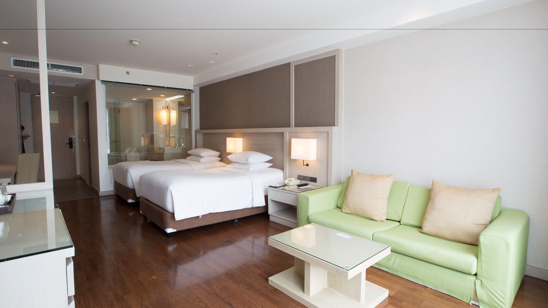 โรงแรม Signature
