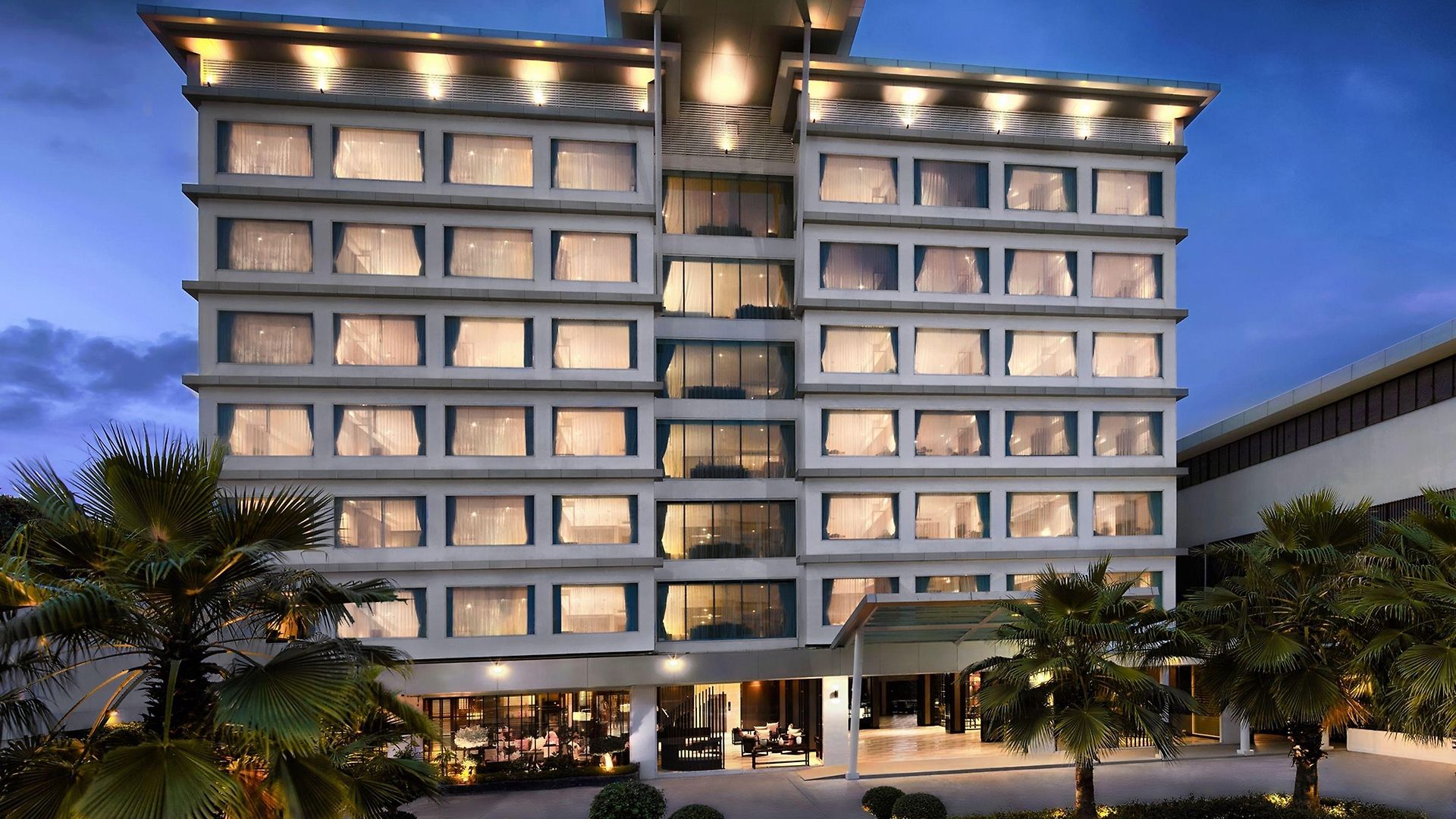 โรงแรม Signature 4*