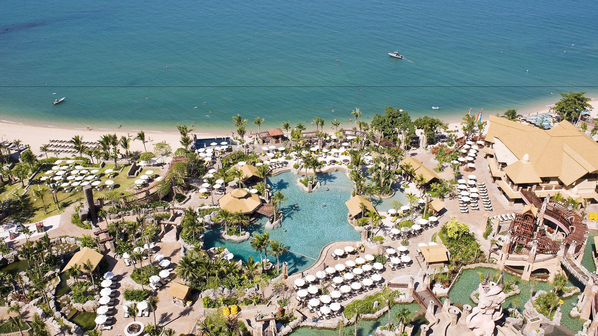 Centara Grand Mirage รีสอร์ท