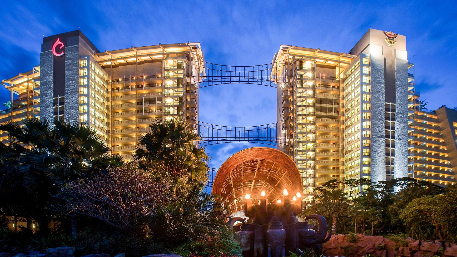 รีสอร์ท Centara Grand Mirage 5*