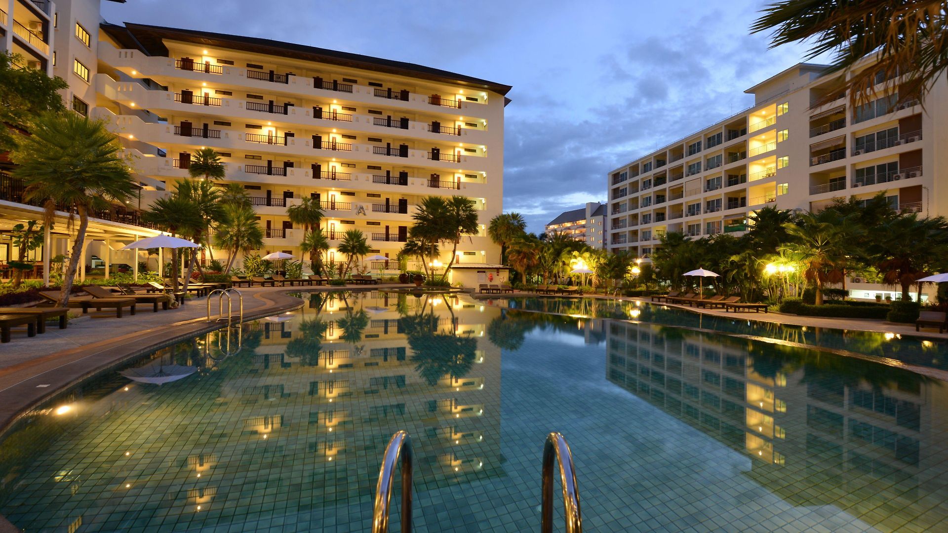 โรงแรม Sunday Wongamat Privacy Pattaya