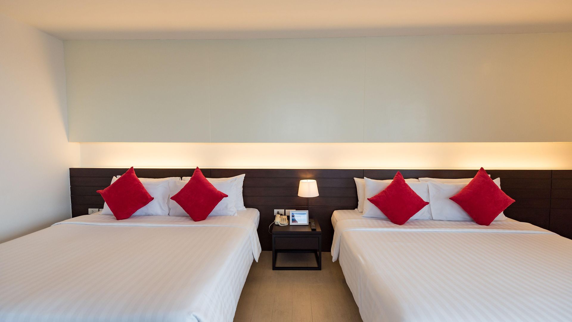 J โรงแรม Pattaya