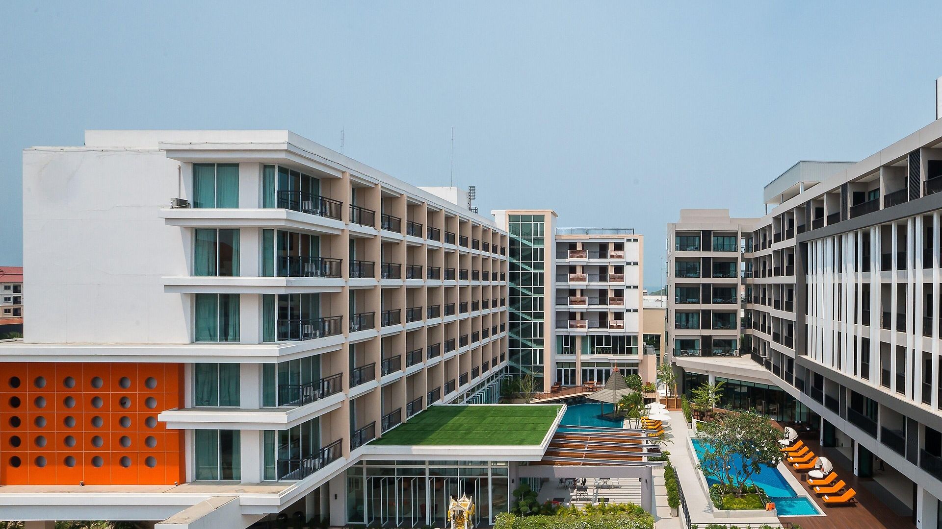 J Pattaya