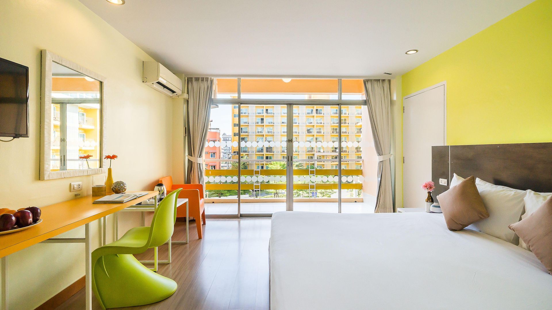 โรงแรม เบลล่าเอ็กซ์เพรส 3*