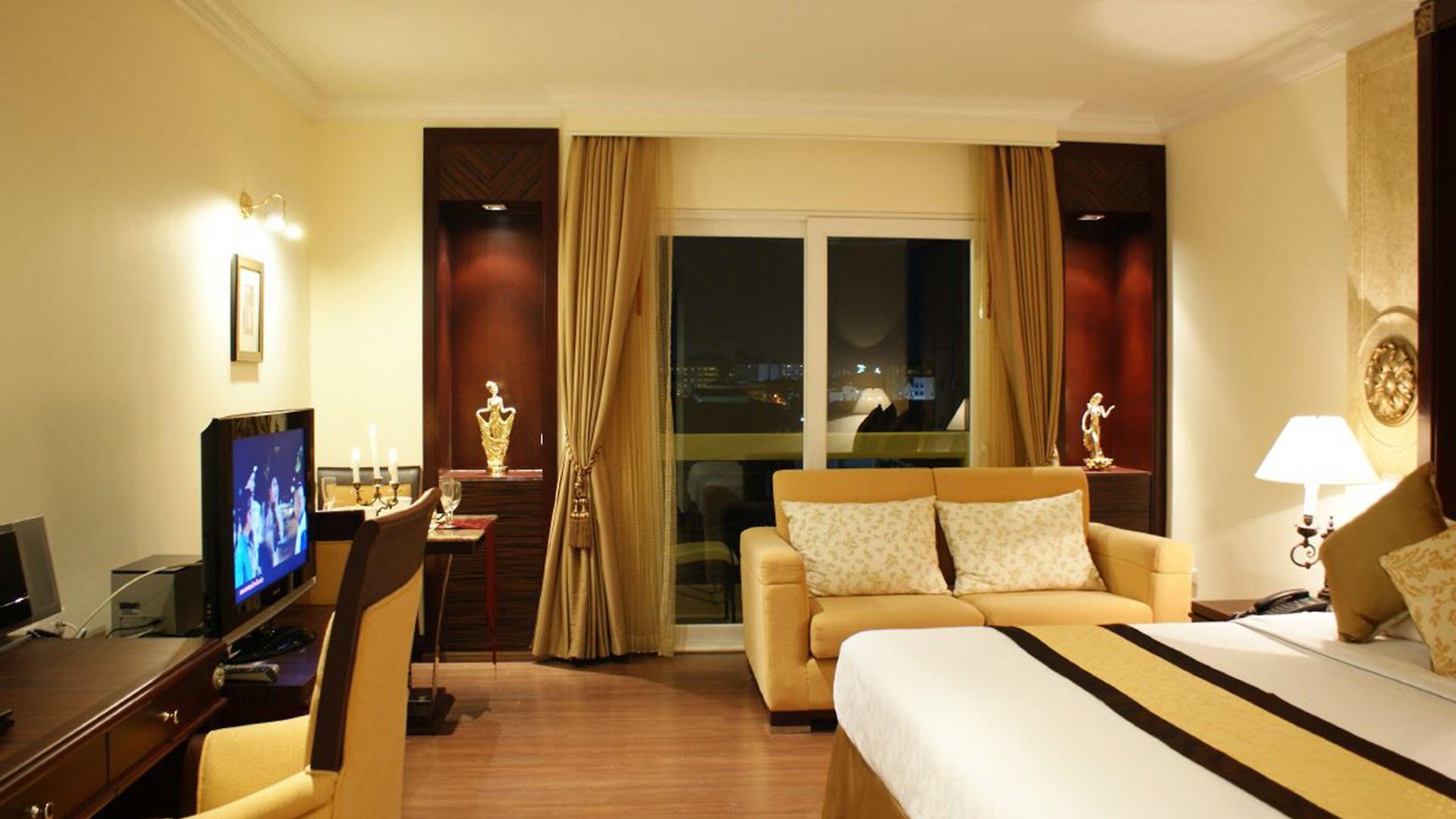 Lk โรงแรม