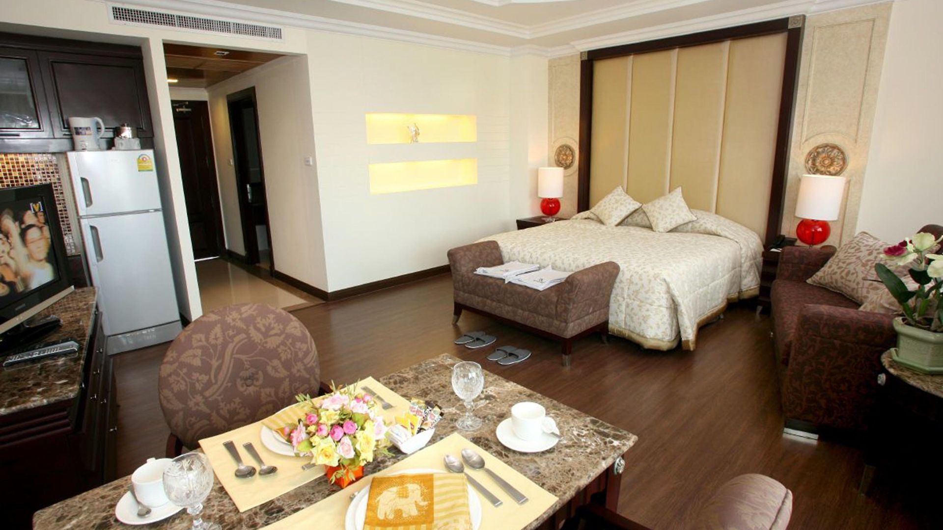 โรงแรม Lk