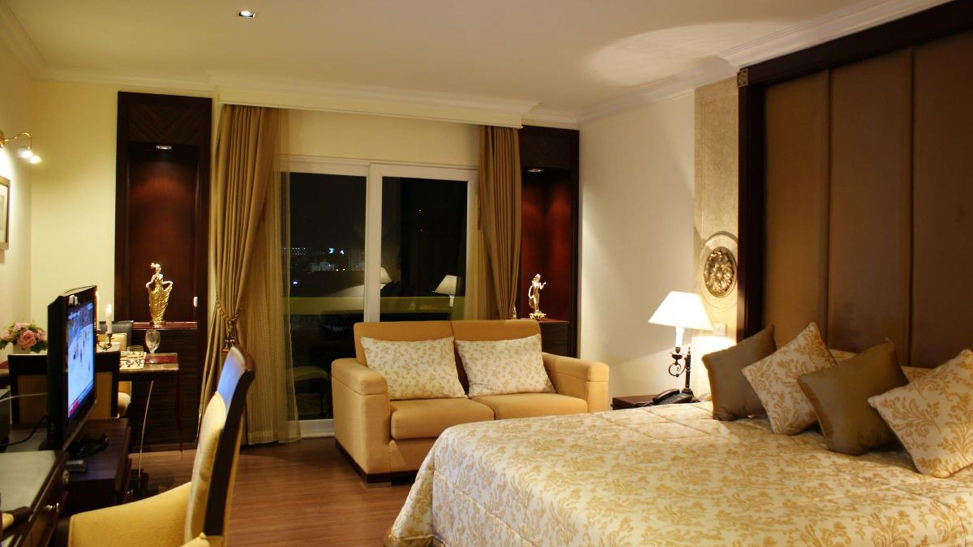 Lk โรงแรม