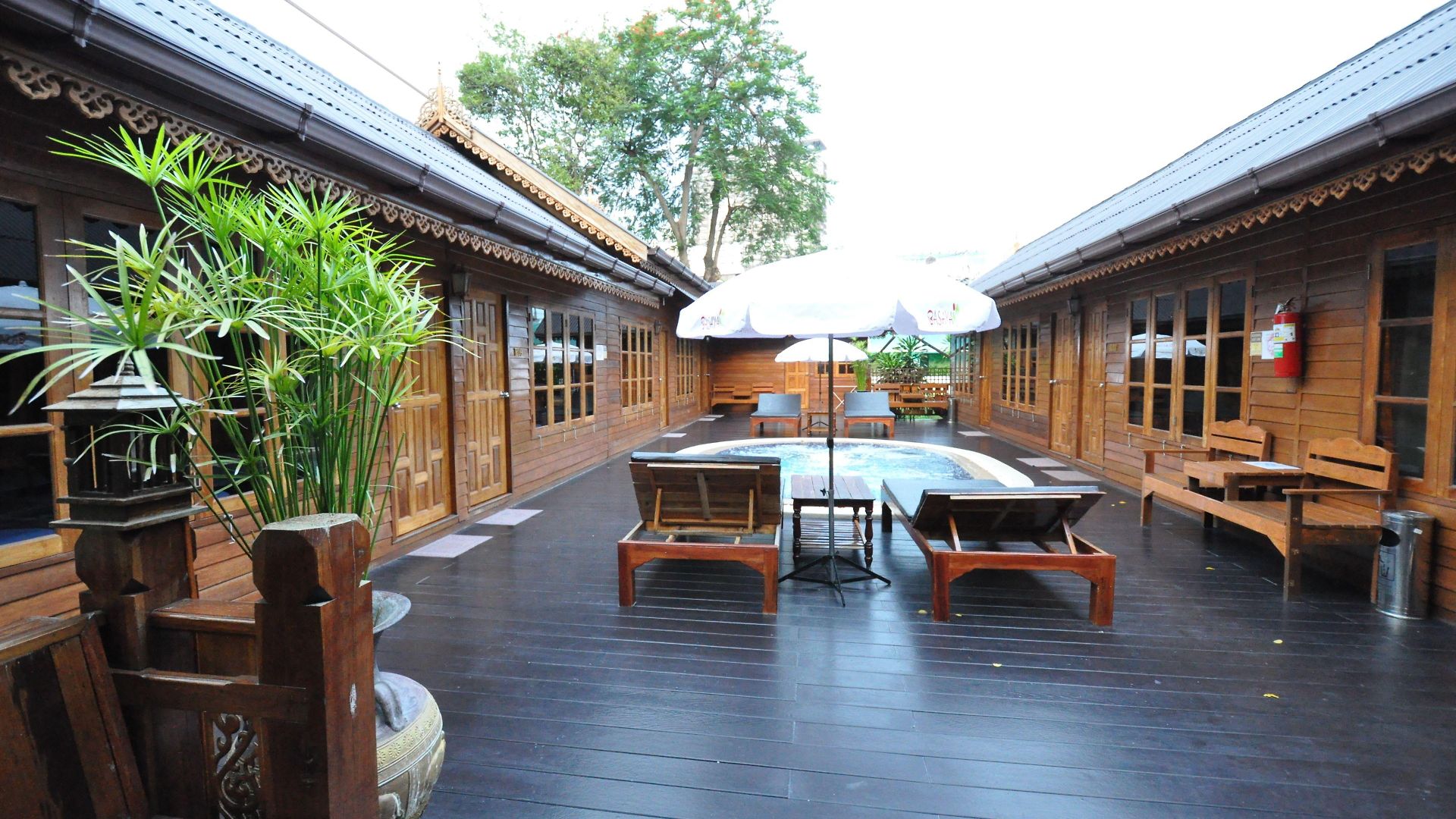 บาศญ่า บีช โฮเทล แอนด์ - เซ็นเธร่า บีช โฮเทล โรงแรม Pattaya