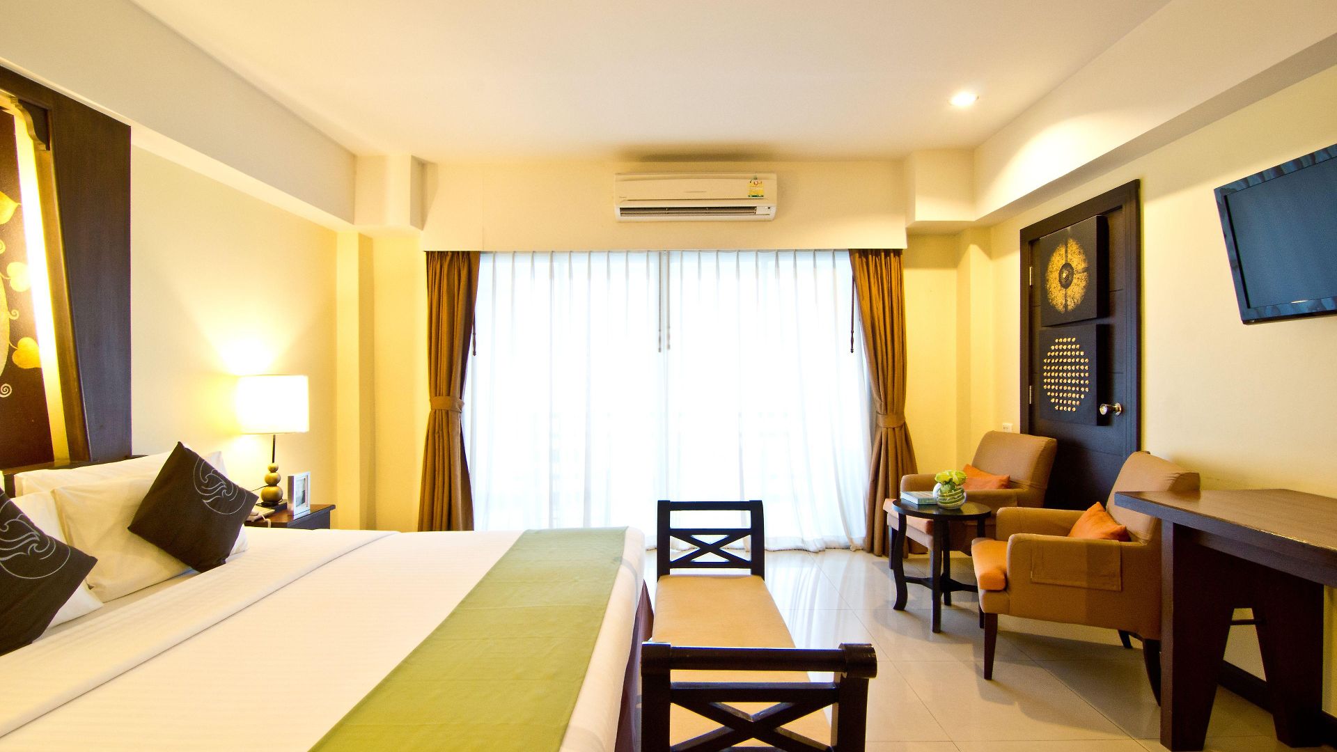 โรงแรม Golden Sea