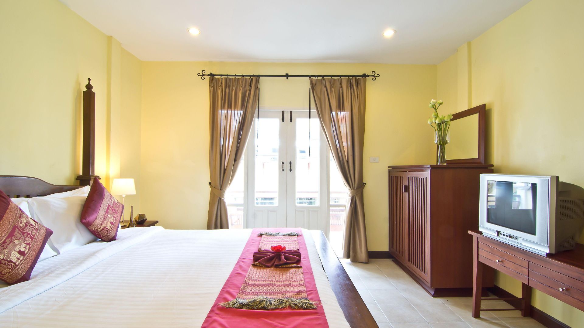Golden Sea โรงแรม