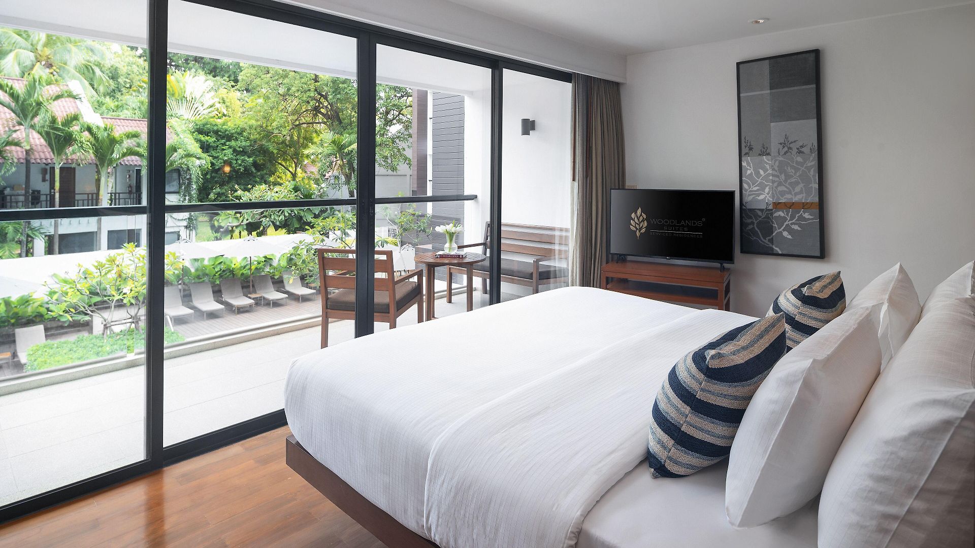 โรงแรม Woodlands 4*