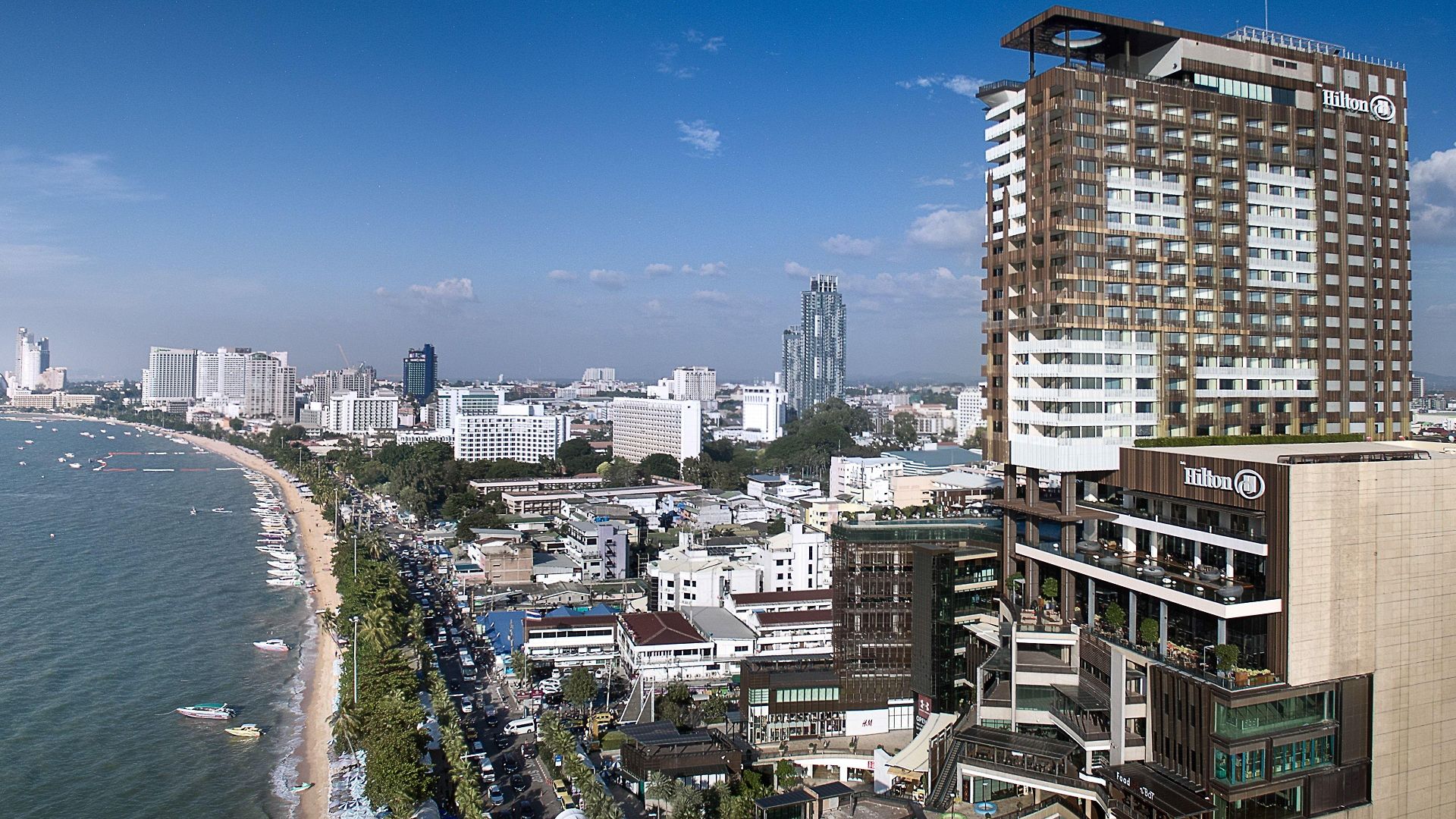 โรงแรมฮิลตัน พัทยา - Sha Extra 5*