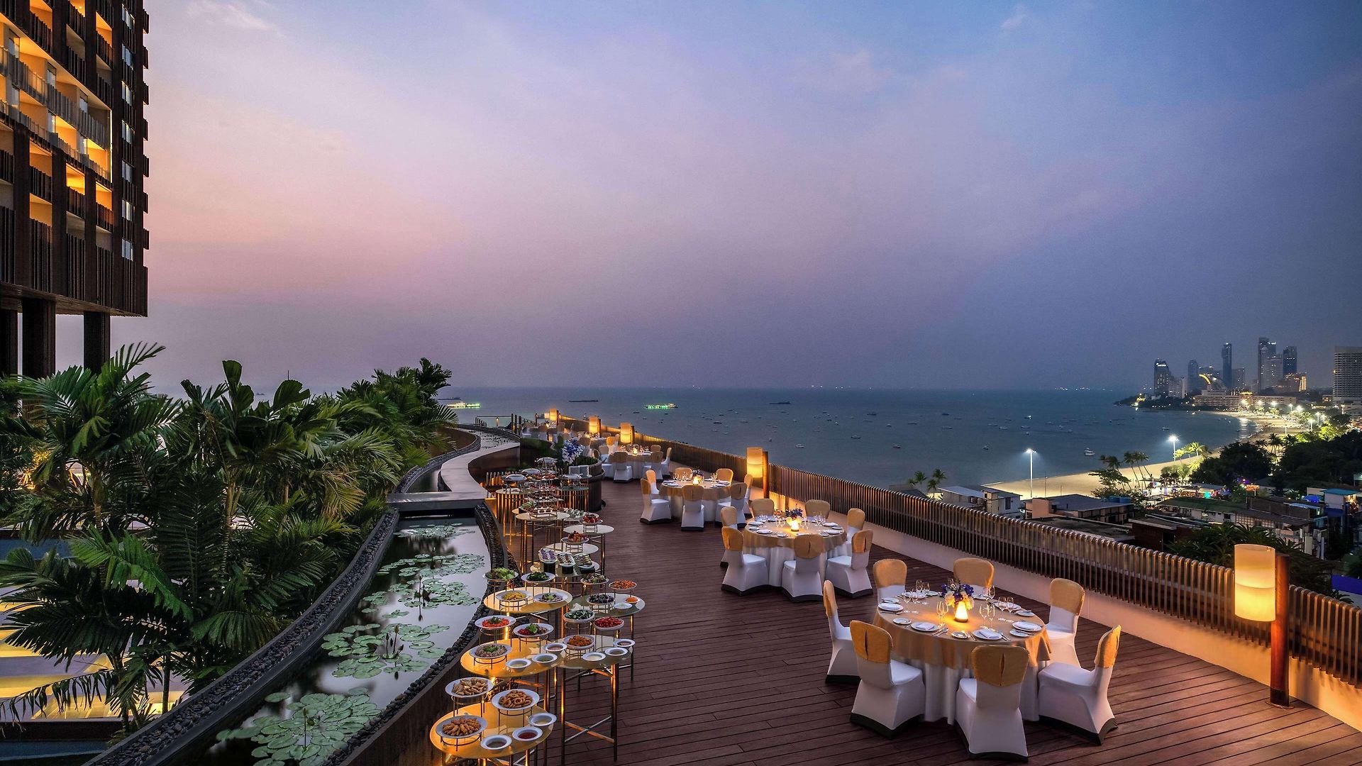 โรงแรมฮิลตัน พัทยา - Sha Extra Pattaya
