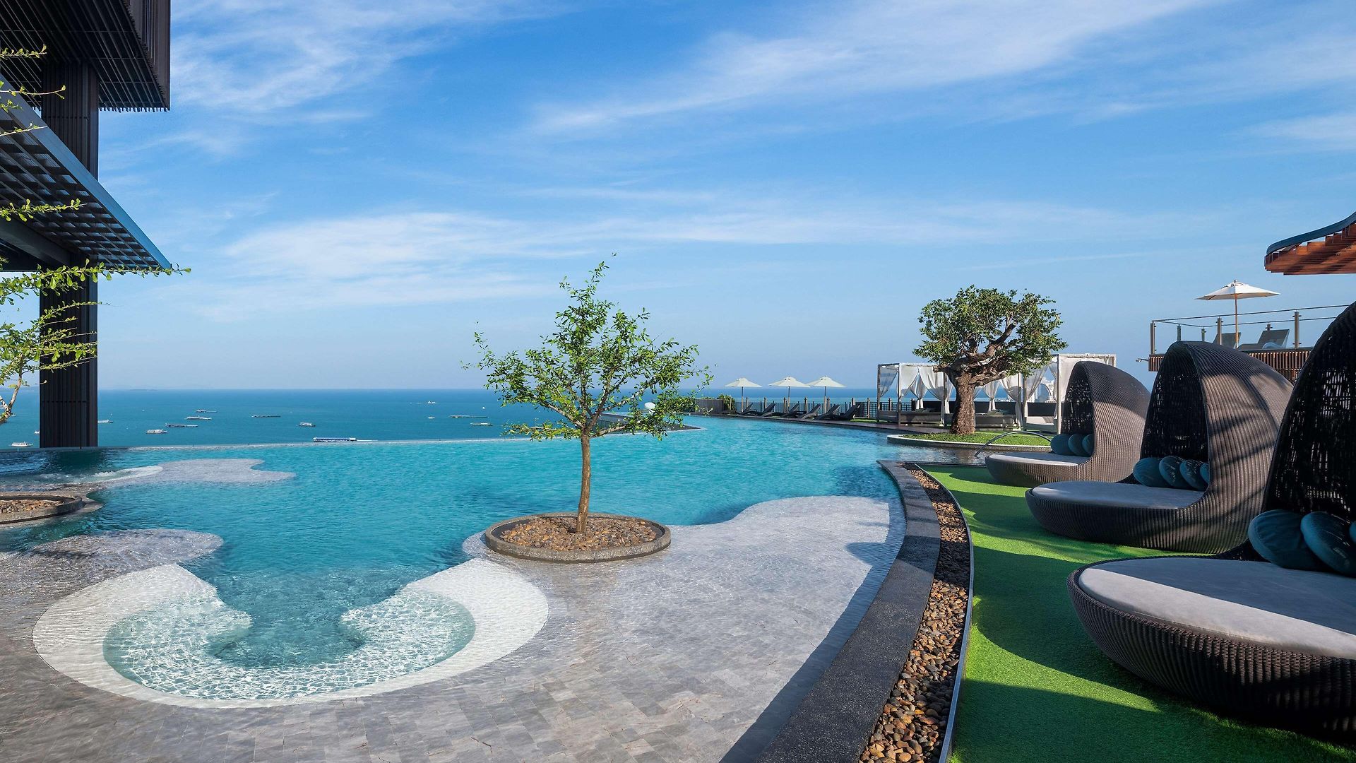 รีสอร์ท โรงแรมฮิลตัน พัทยา - Sha Extra Pattaya