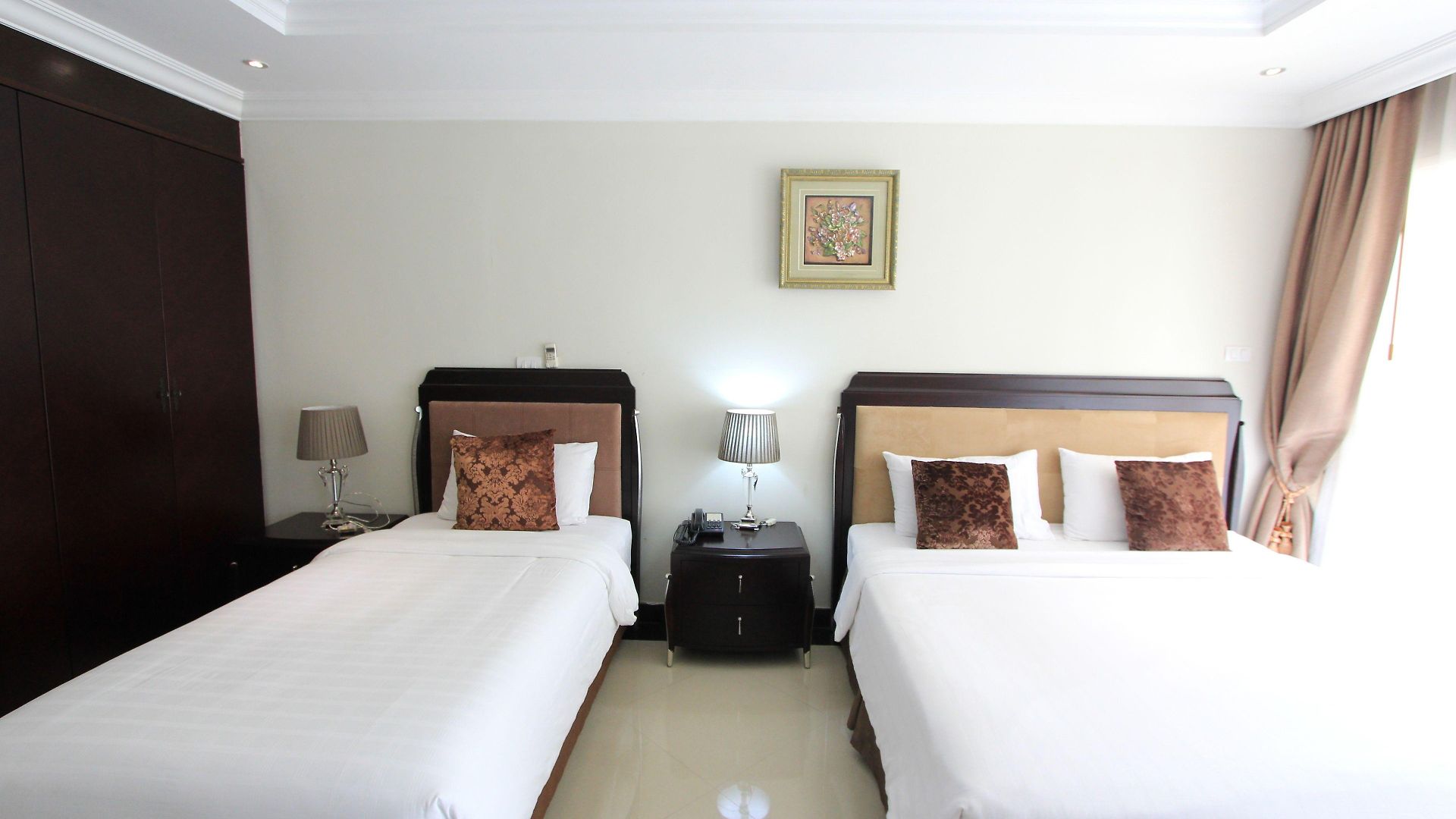 แอลเค เลเจนท์ 4* Pattaya