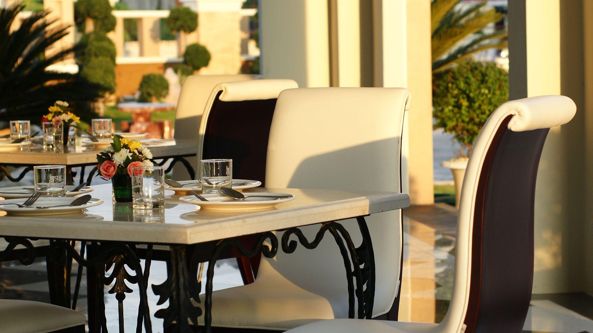 แอลเค เลเจนท์ โรงแรม 4*
