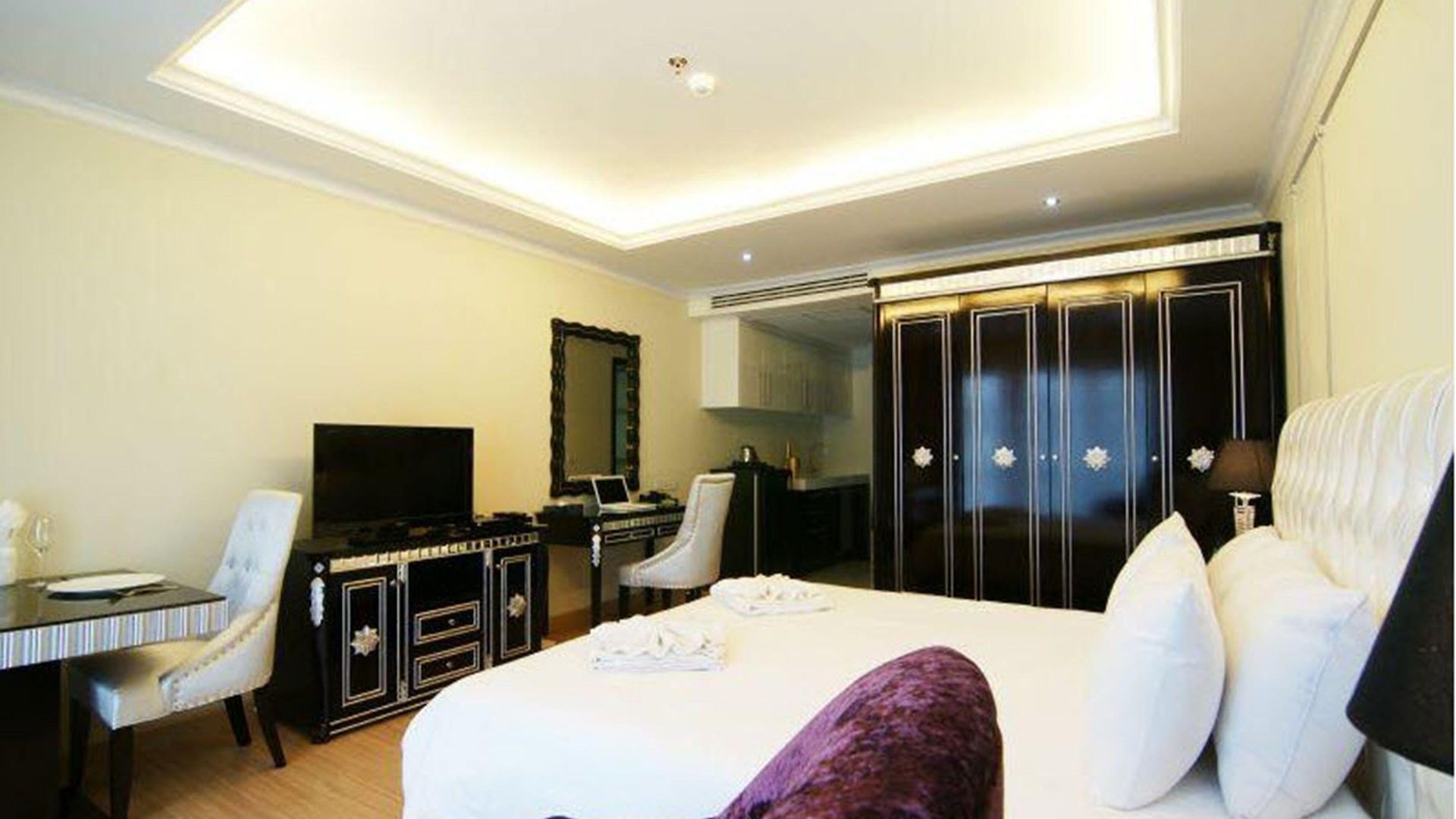 โรงแรม Lk Miracle - Sha Extra 4*