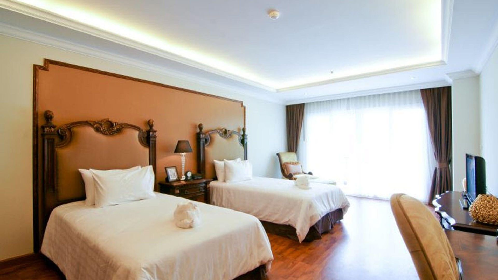 โรงแรม Lk Miracle - Sha Extra 4*