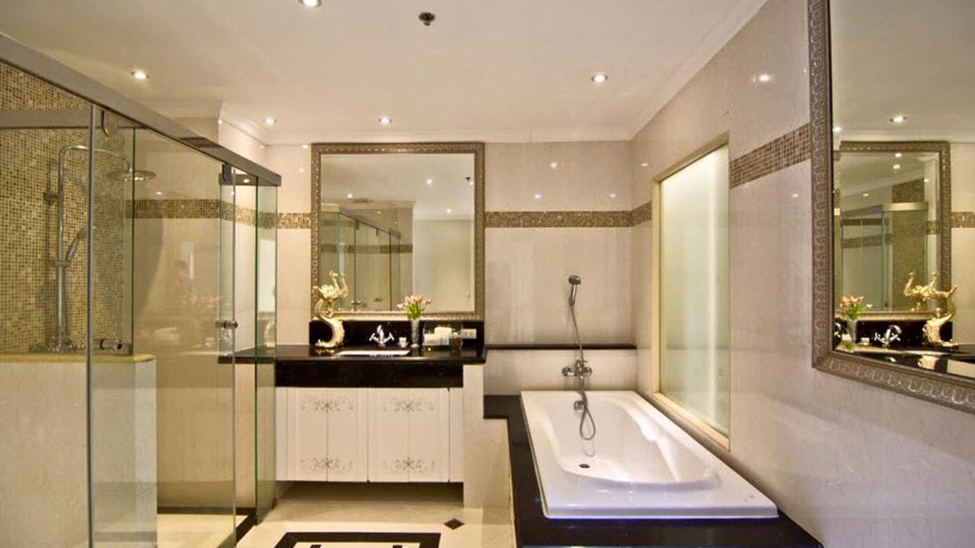 โรงแรม Lk Miracle - Sha Extra