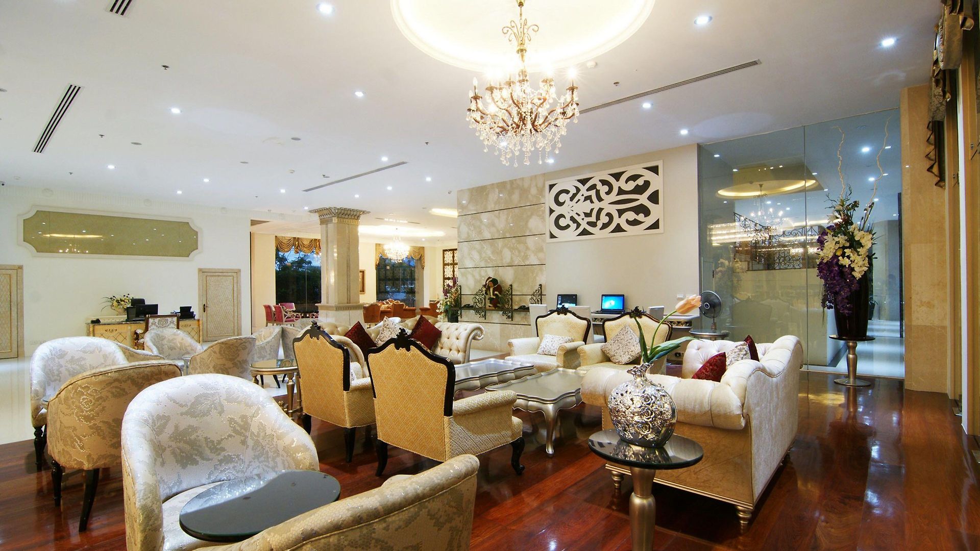 โรงแรม Lk Miracle - Sha Extra