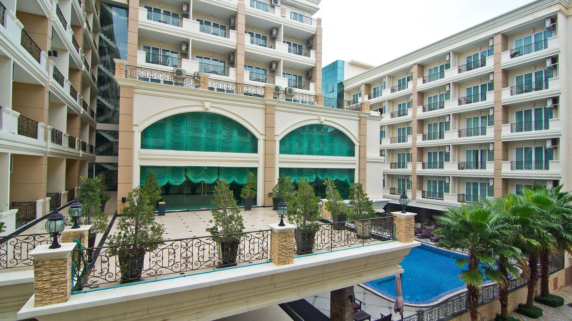 Lk Miracle - Sha Extra 4* Pattaya