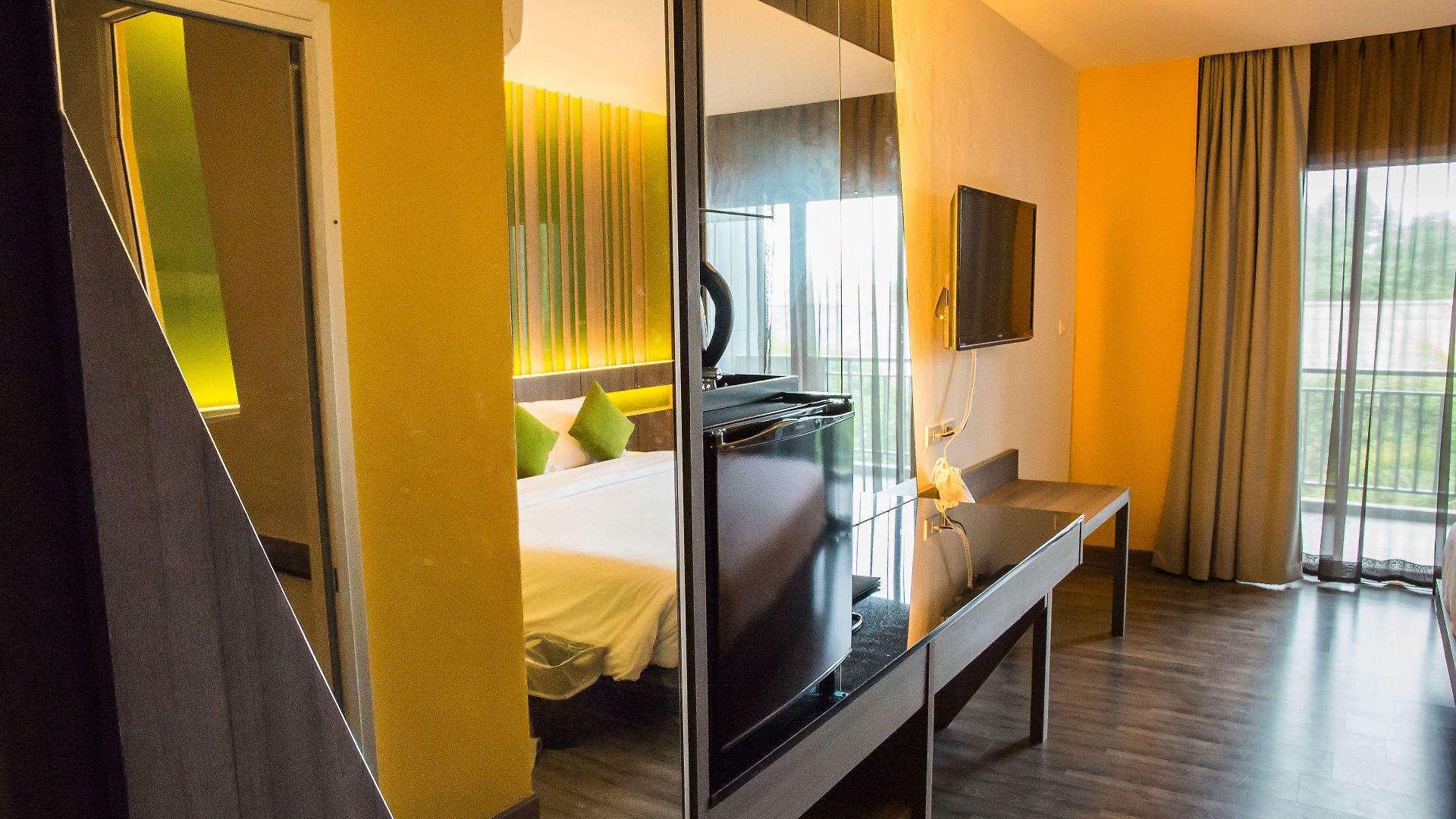 Lantana - Sha Extra 5*