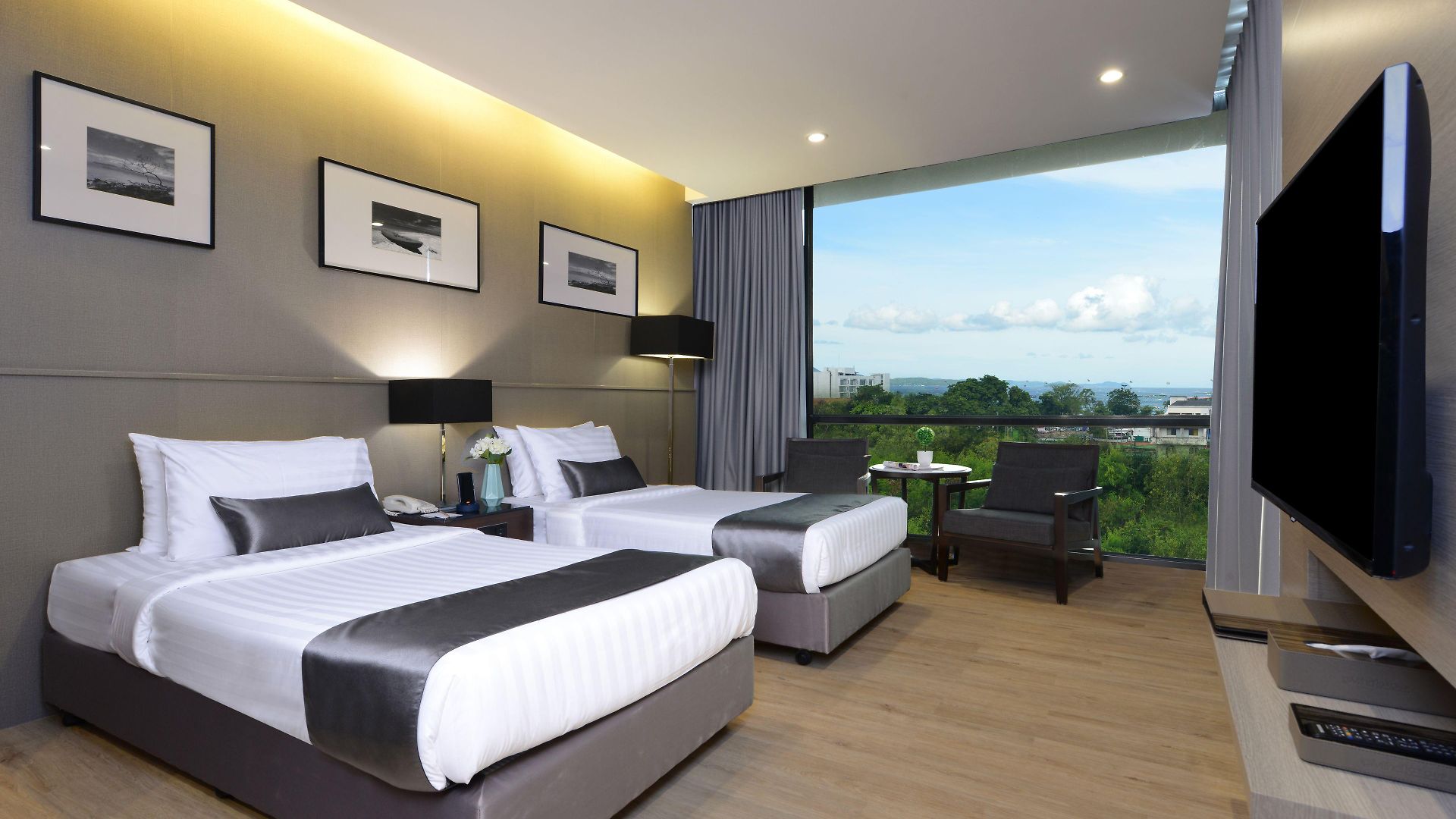 โรงแรม Altera And By At Mind Pattaya