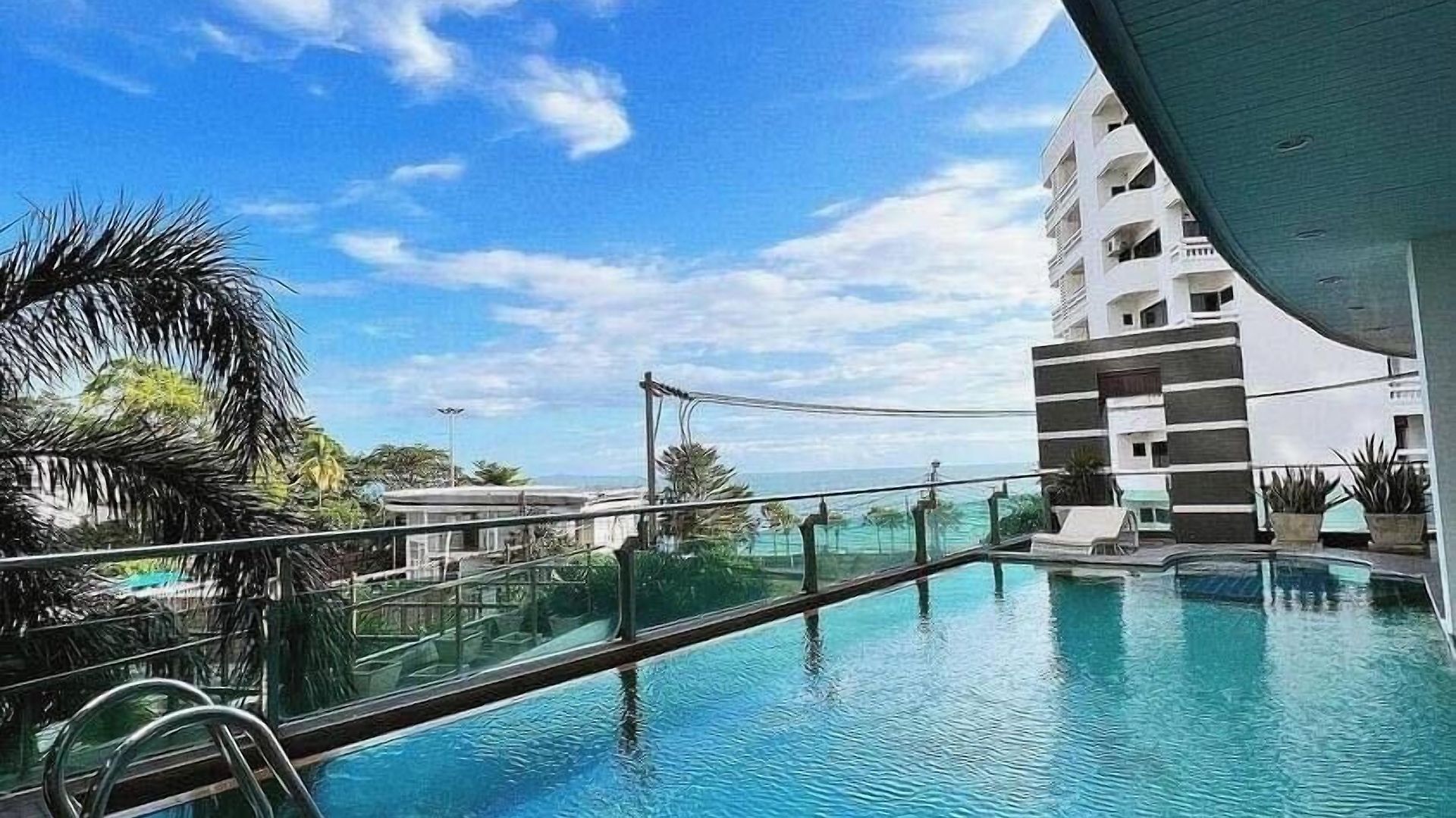 รอยัลบีชวิว โรงแรม Pattaya