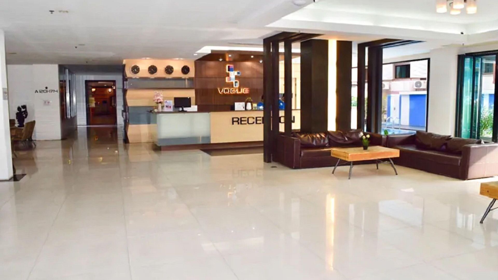 Vogue Hotel 4*