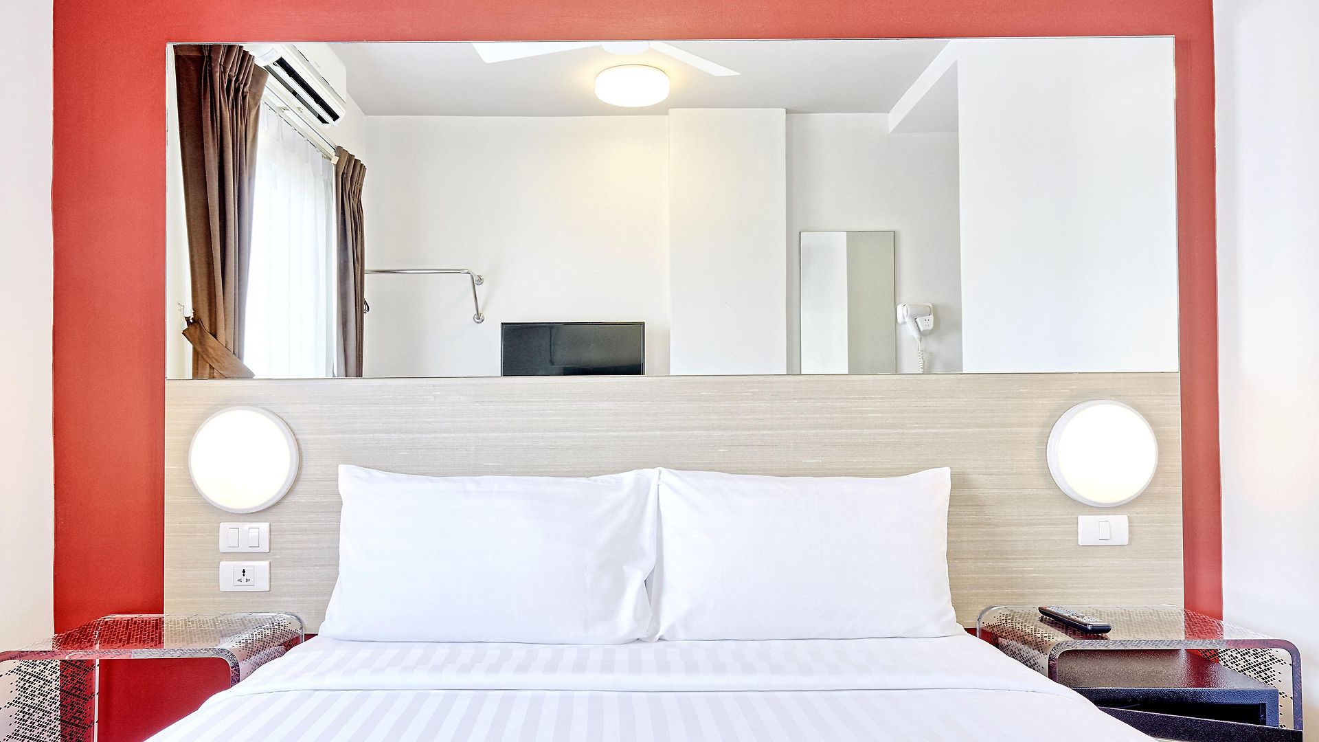 โรงแรมเรด แพลนเนต พัทยา 3* Pattaya