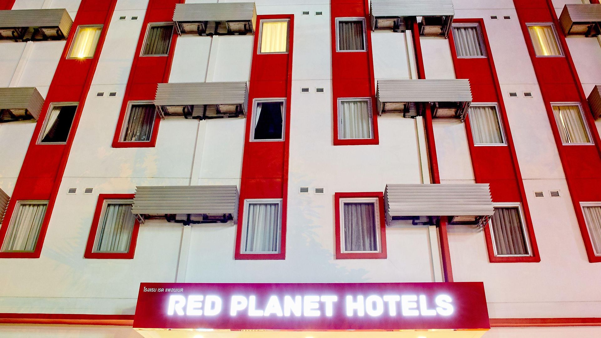 โรงแรมเรด แพลนเนต พัทยา Pattaya