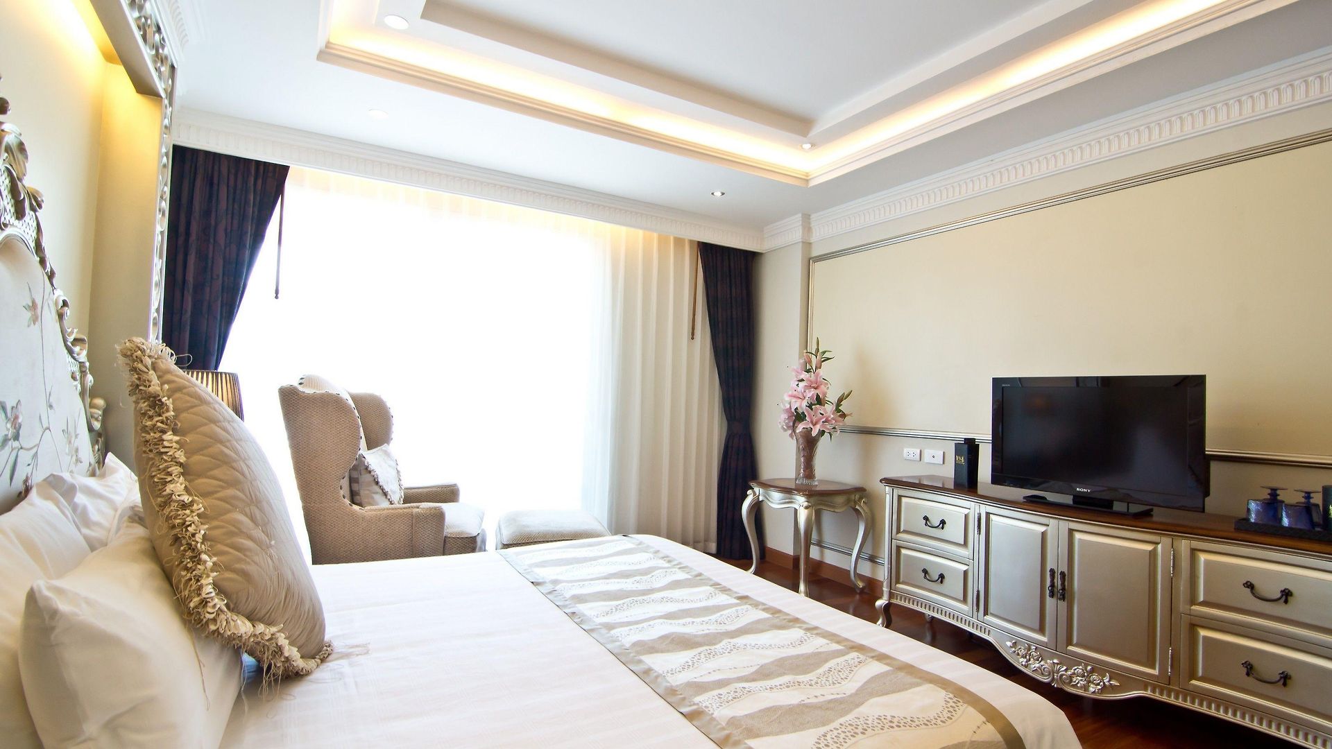 โรงแรม แอล เค ดิเอมเพรส Pattaya