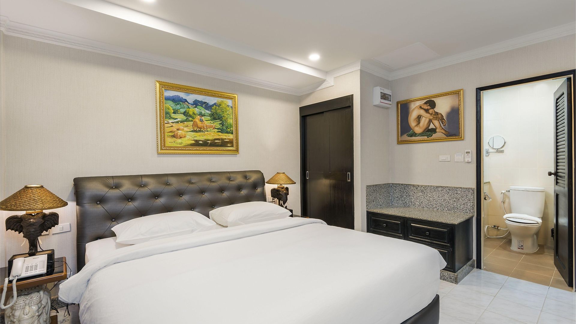 Hotel The Ambiance Pattaya
