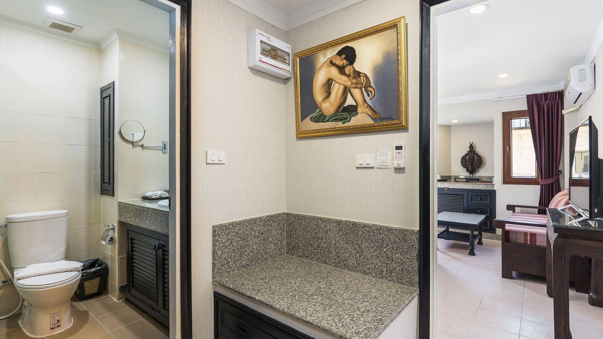 The Ambiance Hotel 3*