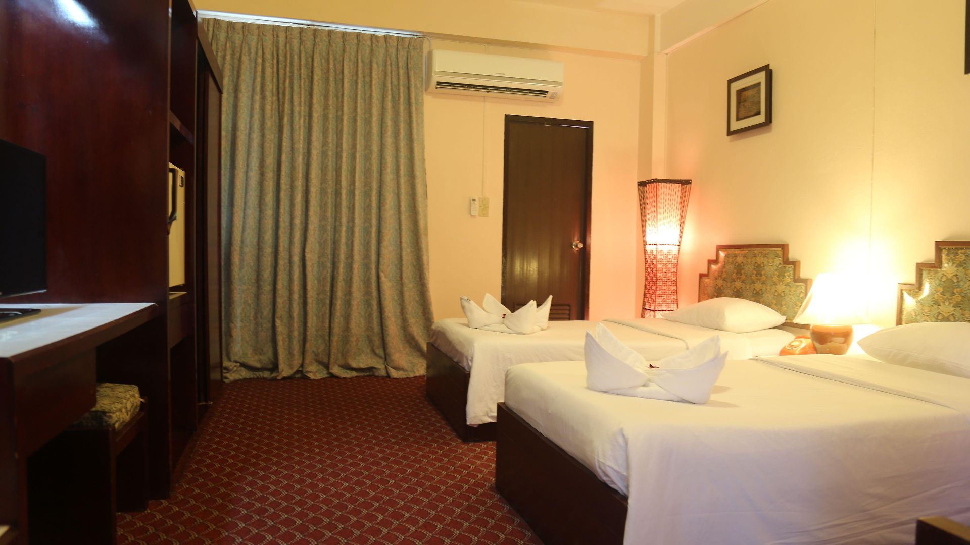 Romeo Palace Hotel 3*