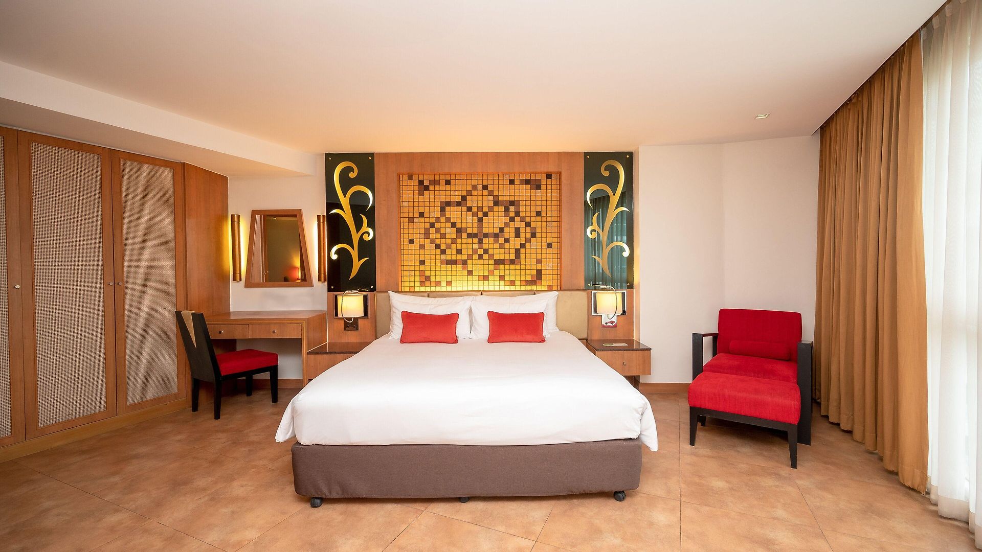 โรงแรม Centara Nova Pattaya