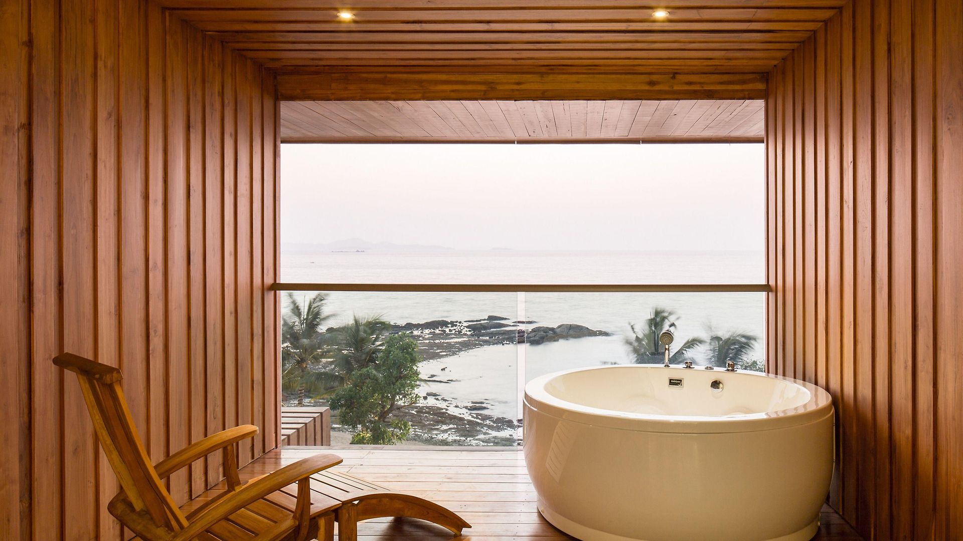 โรงแรม Cape Dara 5*
