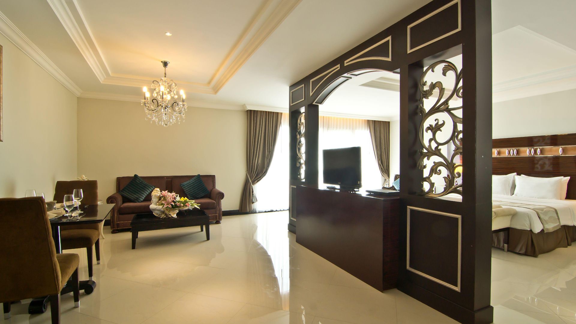 แอลเค รอยอล วิง โรงแรม 3*