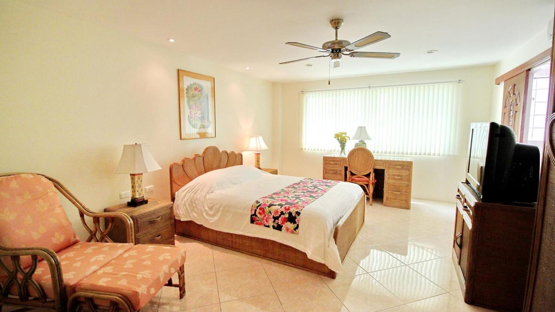 Butterfly Garden Boutique Residences By Frasier, A Lifestyle Destination And 1 To 3 Bedroom Units, 2 Full Bathrooms, Rain Shower, Bath, Complete Kitchen, Staff 24-7,fast Fiber Optic Wifi, 55