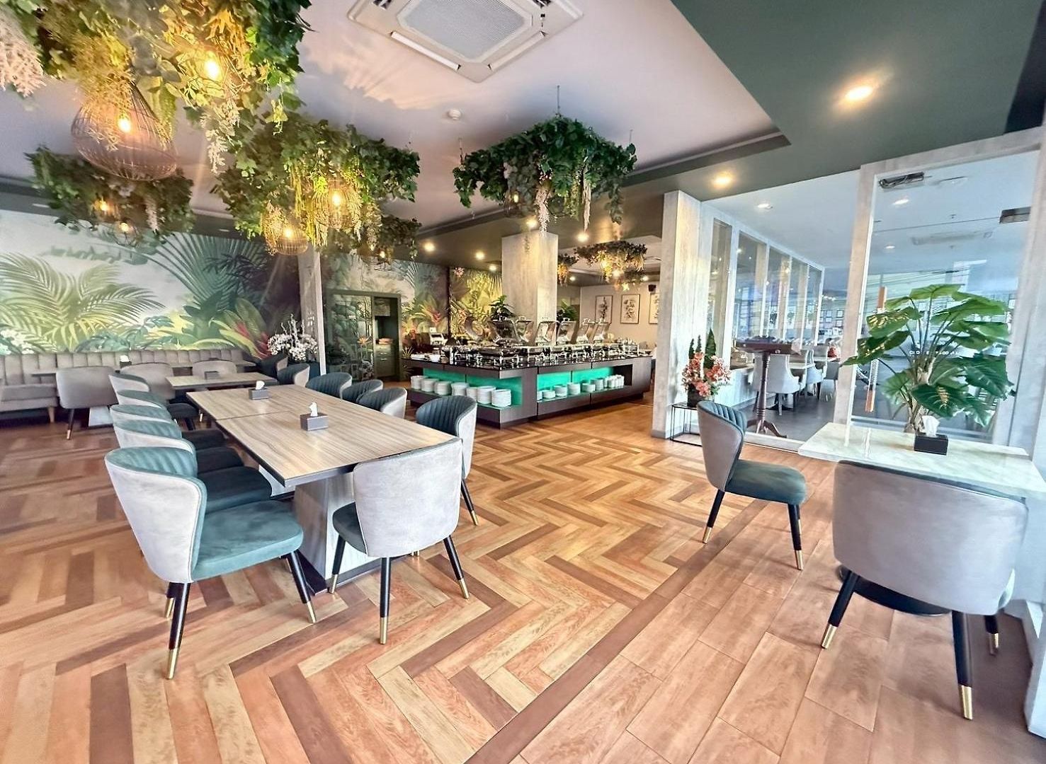 โรงแรม Empress Pattaya