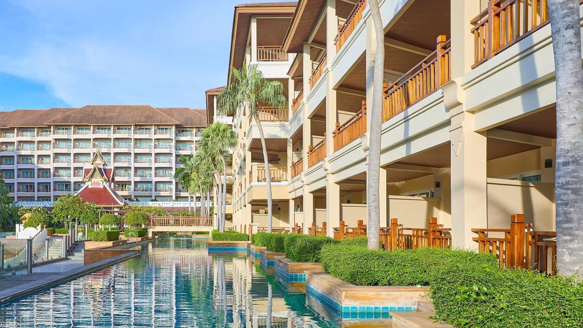 รีสอร์ท The Heritage Beachfront 4*