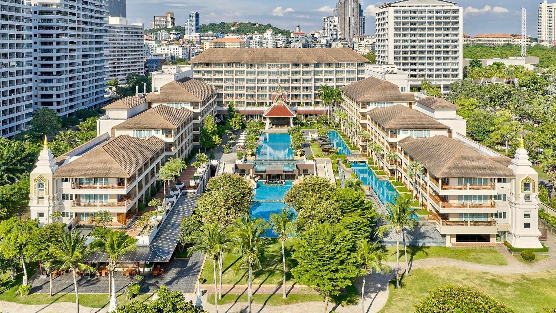 The Heritage Beachfront 4* Pattaya