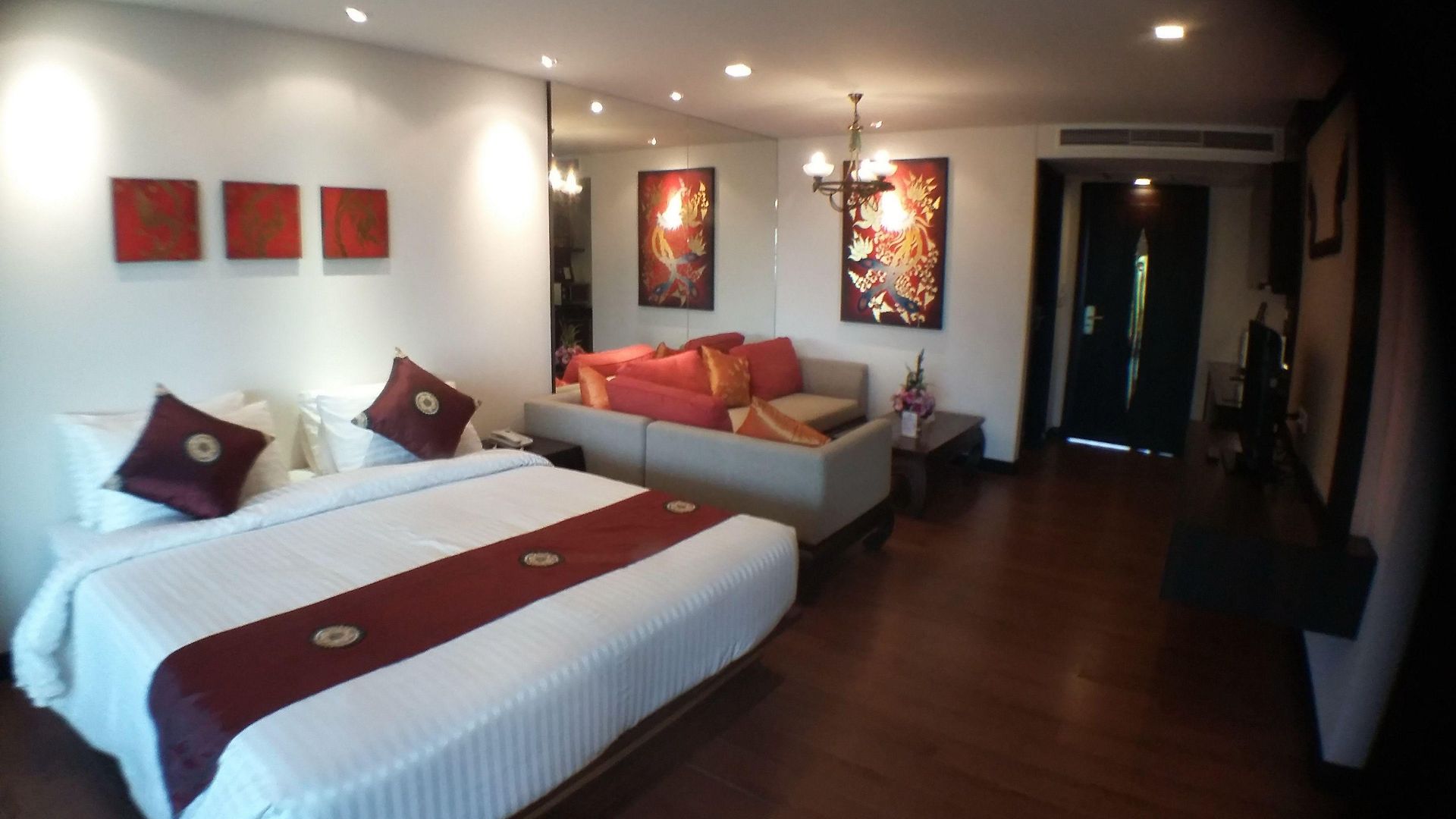 Royal Thai Pavilion Jomtien Hotel