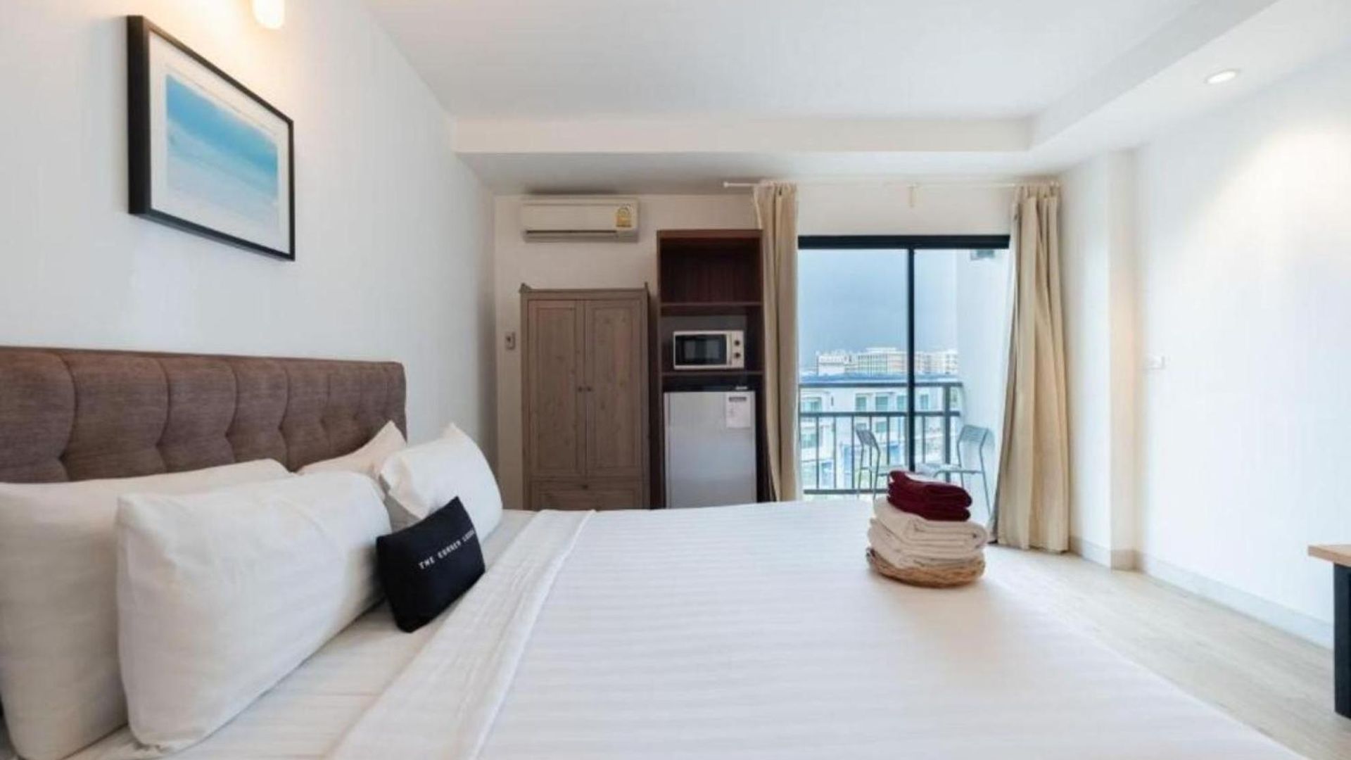 The Corner โรงแรม