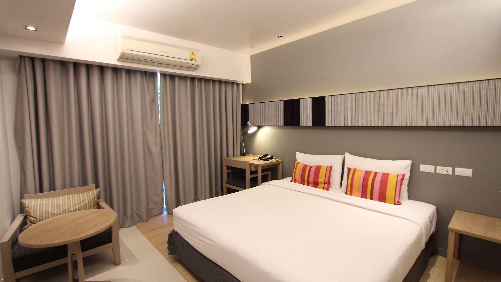 โรงแรม The Sun Xclusive 3*