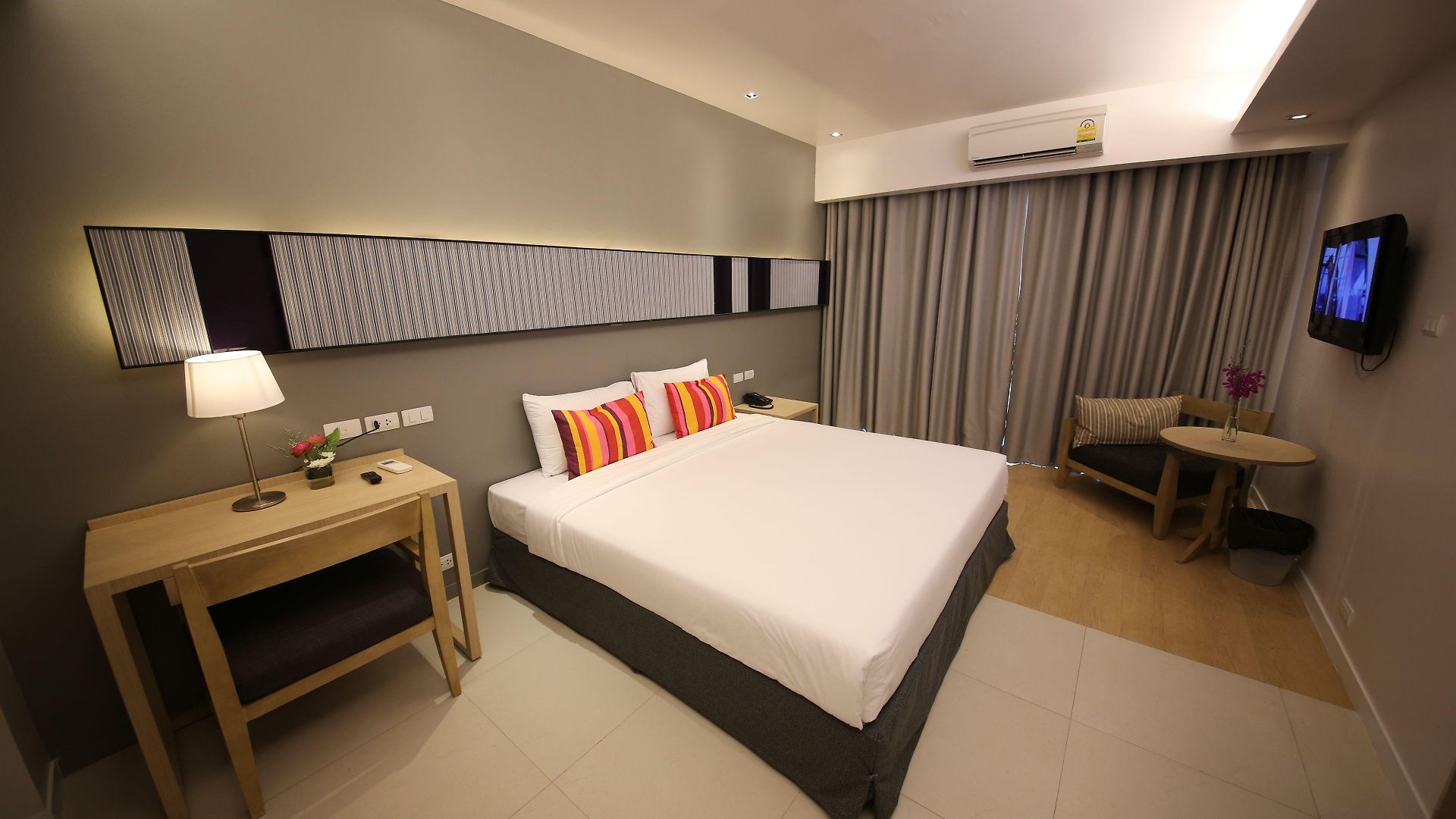 The Sun Xclusive โรงแรม 3*
