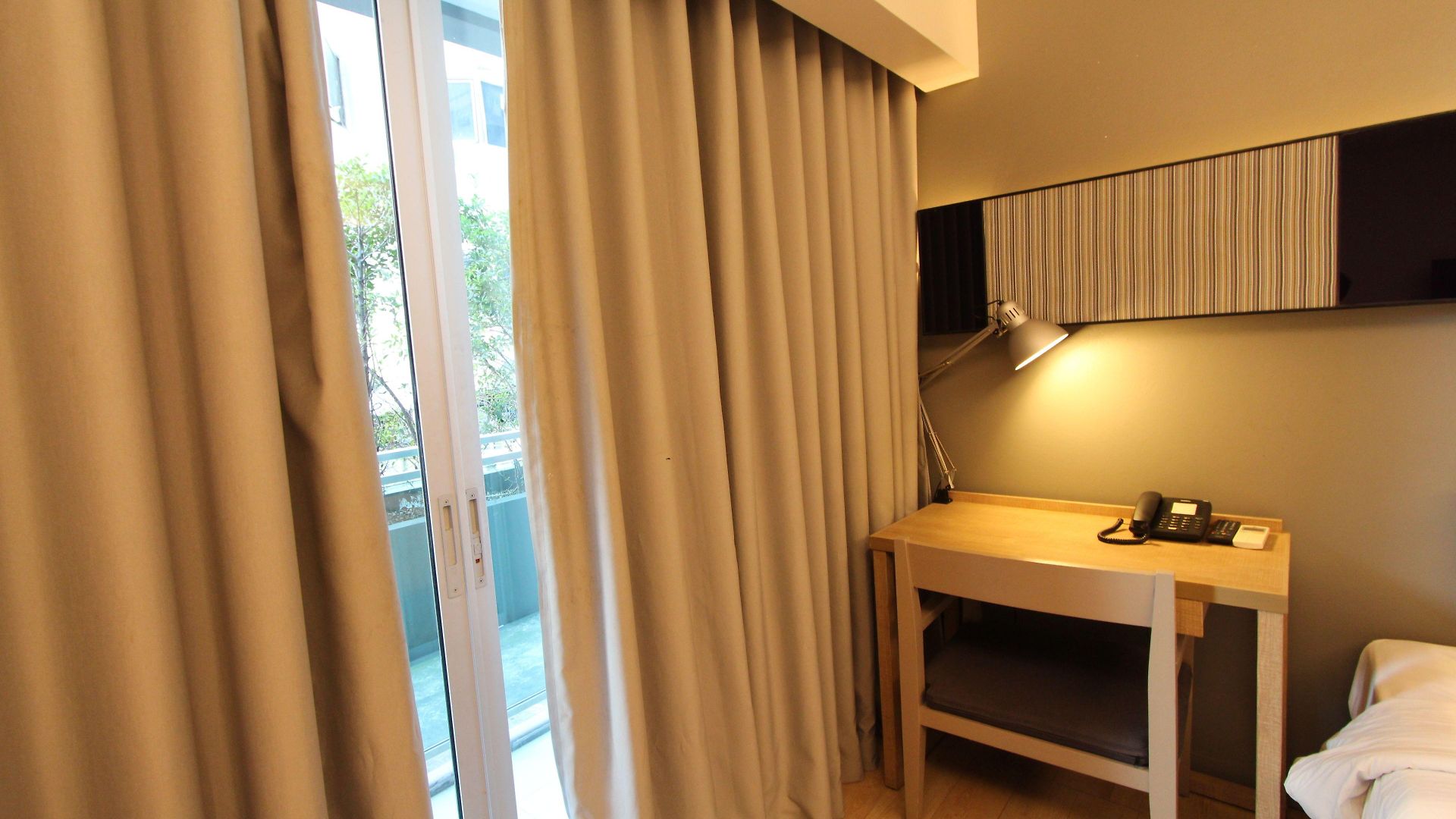 โรงแรม The Sun Xclusive 3*