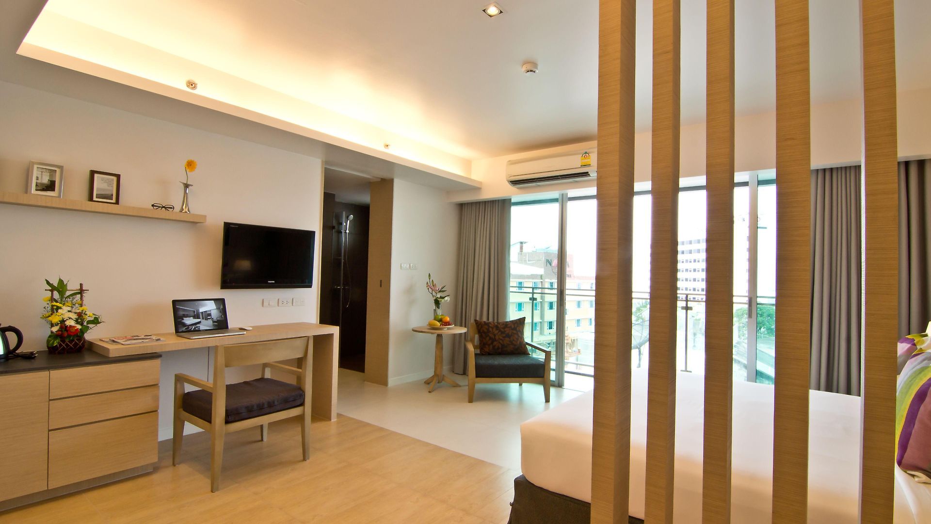 โรงแรม The Sun Xclusive