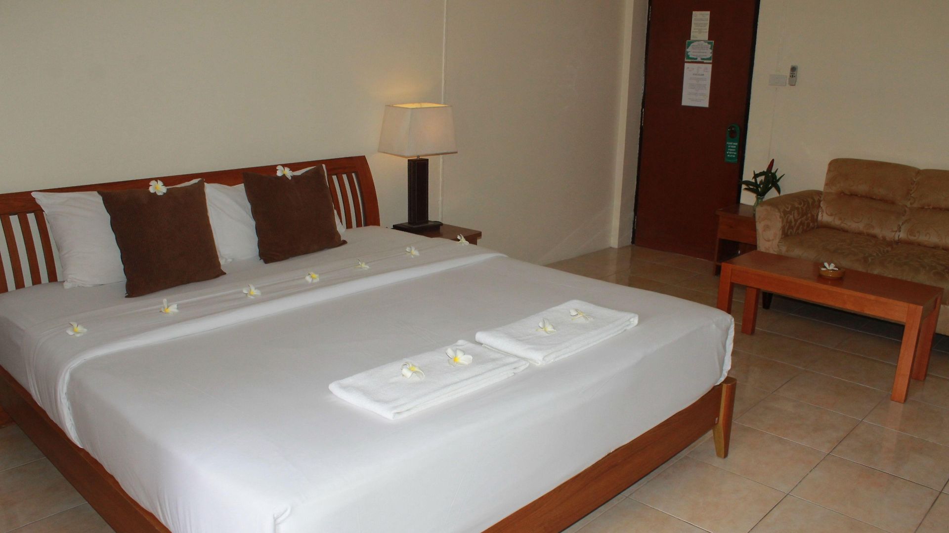โรงแรม Hillside