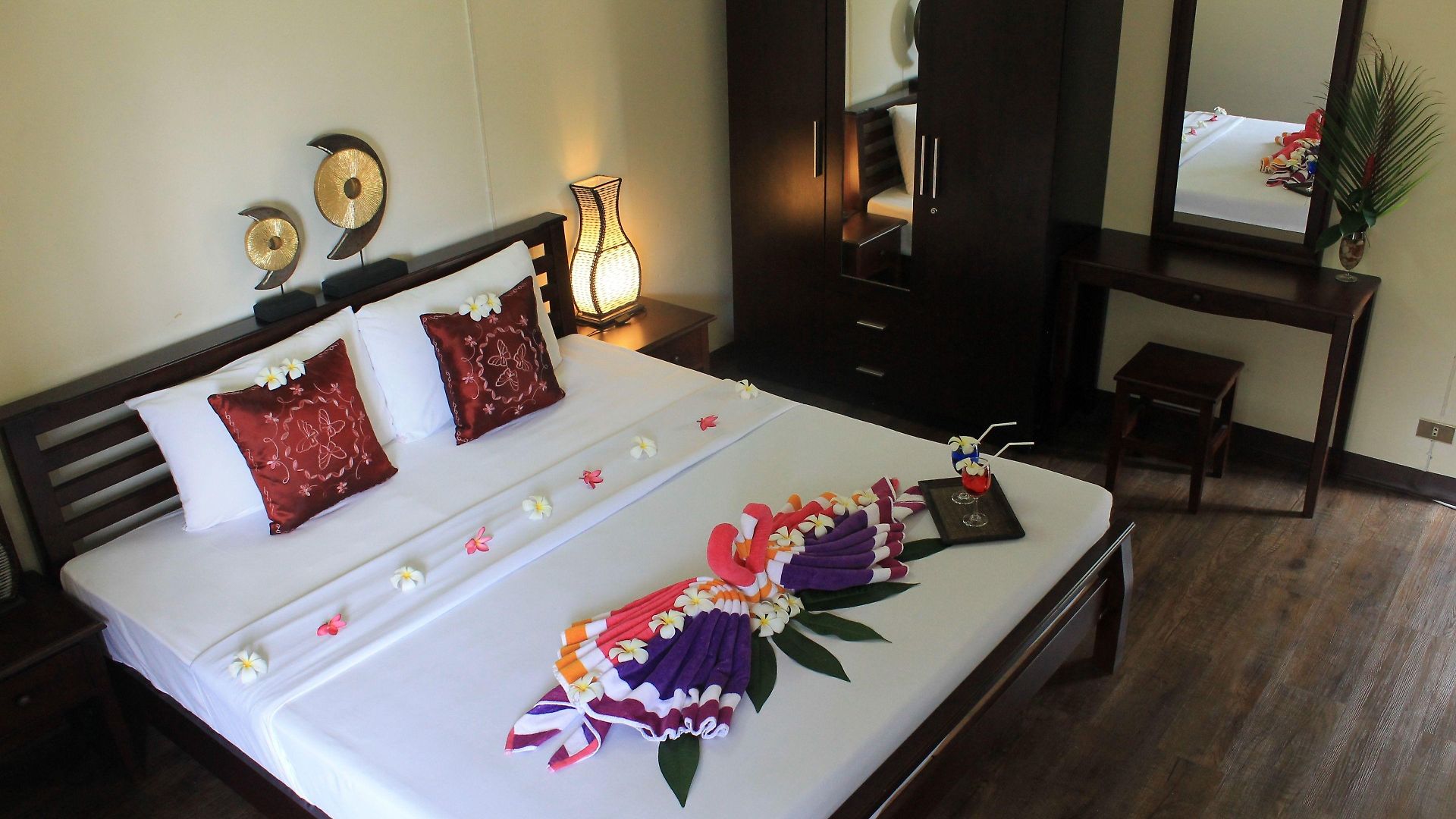 Hillside โรงแรม 3*